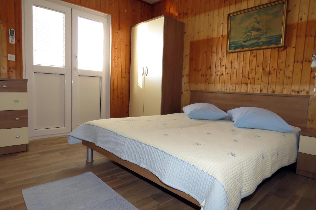 Apartments By The Sea Drasnice, Makarska - 5265 Extérieur photo